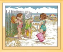 Вышивка крестом "Малыши на пляже"